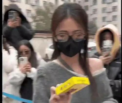 吃瓜韩娱乐,揭秘娱乐圈背后的故事与热点事件  第1张