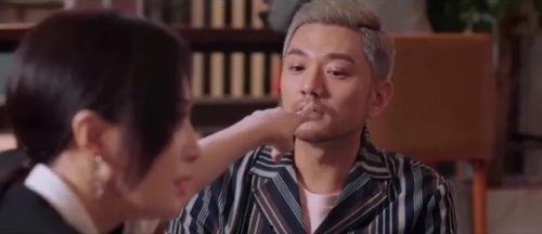 娱乐圈八卦吃瓜爆料外卖王,娱乐圈幕后风云,揭秘明星私生活 第3张 娱乐圈八卦吃瓜爆料外卖王,娱乐圈幕后风云,揭秘明星私生活 第3张