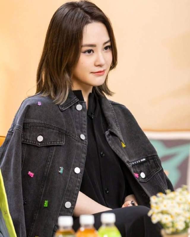 网红明星吃瓜事件真相,真相背后的惊人内幕 第2张 网红明星吃瓜事件真相,真相背后的惊人内幕 第2张