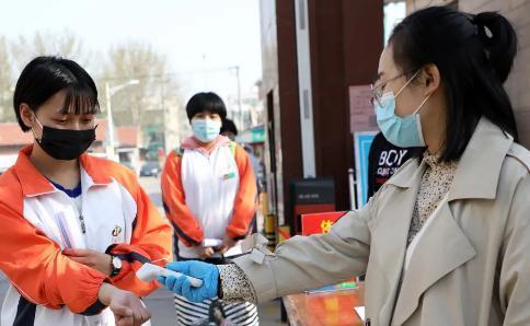 石家庄爆料家长事件最新,校园冲突引发社会关注 第2张 石家庄爆料家长事件最新,校园冲突引发社会关注 第2张