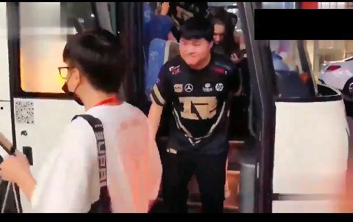 马思唯女友爆料视频播放,揭秘背后真相