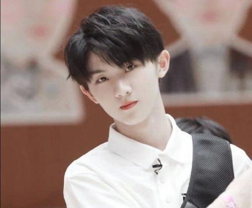 黄明昊娱乐圈吃瓜,揭秘明星幕后故事 第2张 黄明昊娱乐圈吃瓜,揭秘明星幕后故事 第2张